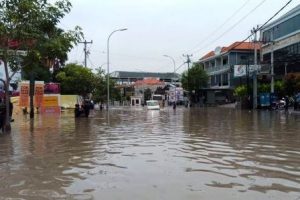 Bali Terkepung Banjir, Penerbangan Gagal Mendarat