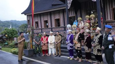 Disambut Wawako Asrul, Rombongan Danjen Akademi TNI Kunjungi Padang Panjang
