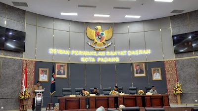 DPRD Kota Padang Paripurnakan Laporan Keterangan Pertanggungjawaban (LKPJ) Walikota Tahun 2023