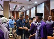 Semen Padang Lepas 48 Calon Jemaah Haji Karyawan dan Pensiunan