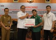 98 Program untuk 4.400 Warga: PT Semen Padang Salurkan Rp2,2 M Lewat Program BMN 2025