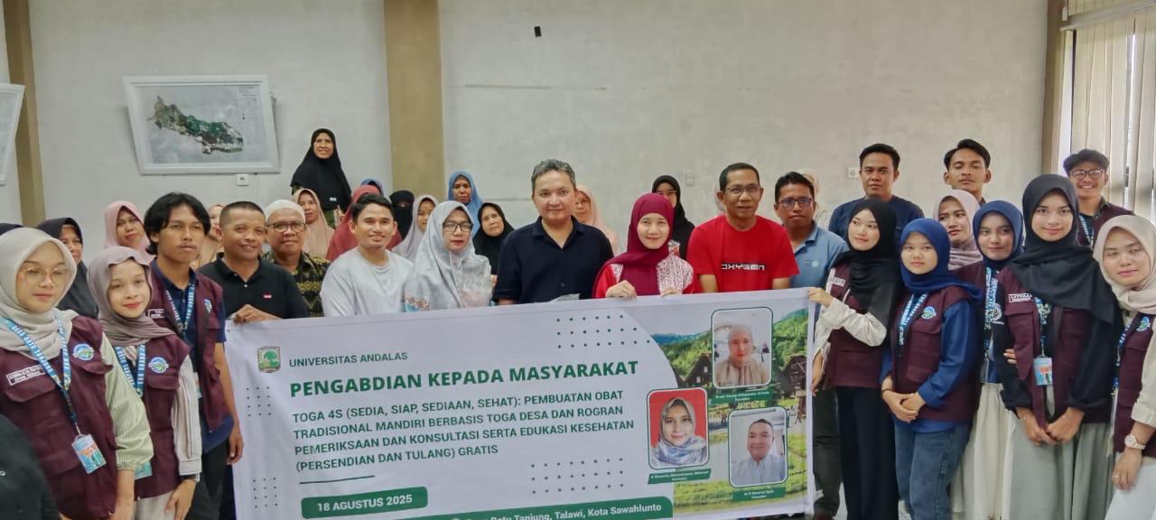 Pengabdian masyarakat oleh Fakultas Farmasi Unand di Sawahlunto.