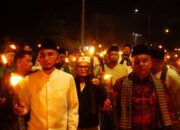 Langit Padang Panjang Disinari Ratusan Obor, Semarak Sambut Ramadan 1447 H Warga Tampil Penuh Semangat