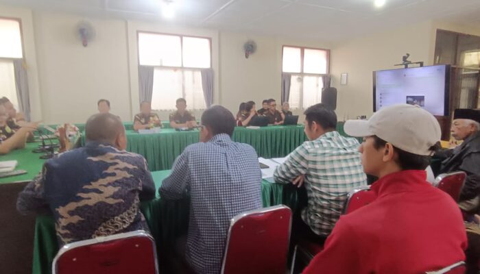 Warga Komplek Siti Naiman Mengadu ke Kejari Padang Panjang, Soroti Penutupan Akses Jalan Pemukiman