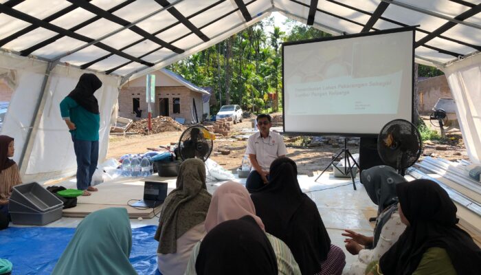 PT Semen Padang Dukung Pemulihan Ekonomi di Huntap Kampung Talang