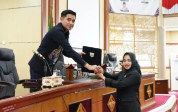 DPRD Padang Panjang Tutup Masa Sidang Awal 2026