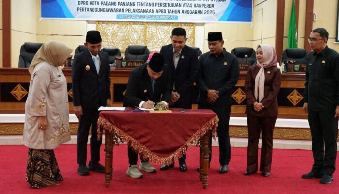 Wako Hendri Tegaskan Pembenahan RSUD Jadi Prioritas Usai Pengesahan Perda APBD