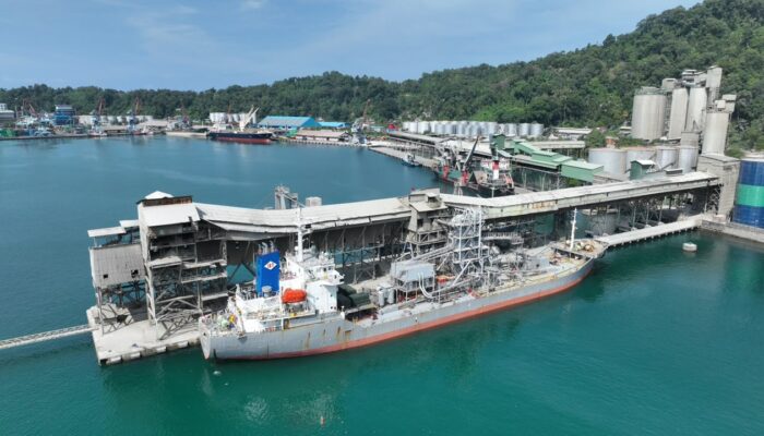 Perkuat Jejak di Pasar Global, PT Semen Padang Ekspor 540.771 Ton Semen dan Klinker ke Empat Negara