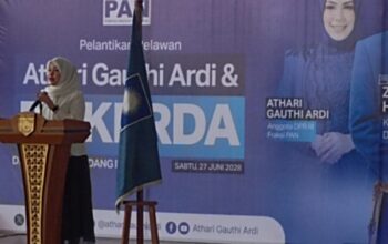Gelar Rakerda, Athari Resmi Lantik Ratusan Relawan