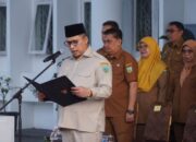 Hendri Arnis Tekankan Integritas dan Kolaborasi Saat Lantik Puluhan Pejabat Baru