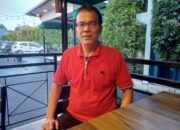 Renovasi Lapangan Bola GOR H. Agus Salim Mulai Bongkar Tribun Terbuka
