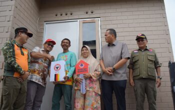 BNPB Serahkan Tiga Unit Huntap Mandiri Berbahan Sepablock, PT Semen Padang Sampaikan Apresiasi