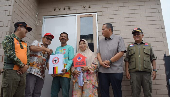 BNPB Serahkan Tiga Unit Huntap Mandiri Berbahan Sepablock, PT Semen Padang Sampaikan Apresiasi