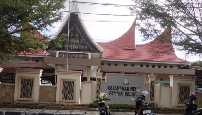Sekolah Diduga Hambat Penyidikan, Kejari Pessel Usut Dugaan Pungli SMAN 3 Painan