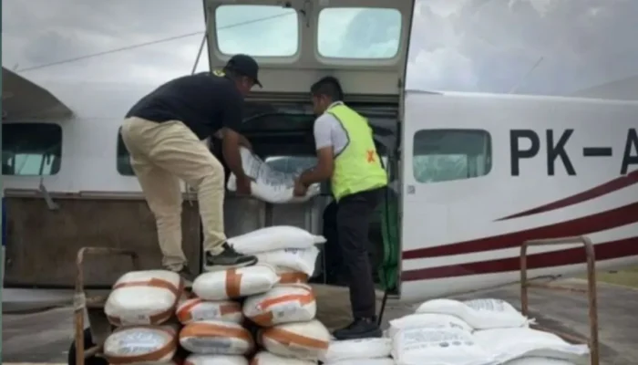 OMC Riau Masuki Hari ke-21, 26 Ton Garam Disemai untuk Tekan Karhutla