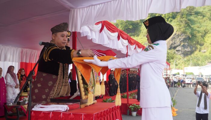 Paskibraka Padang Panjang Sukses Kibarkan Merah Putih di HUT ke-81 RI