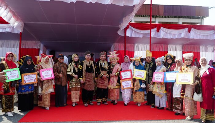 Dari Datuak hingga Ulos, Upacara HUT ke-81 RI Padang Panjang Jadi Panggung Keberagaman