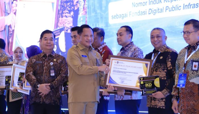 Raih IKD Dukcapil Prima Award 2026, Padang Panjang Percepat Digitalisasi Pelayanan Publik