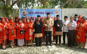 Wali Kota Padang Fadly Amran: Semangat Gotong Royong Minang Wujud Nyata Kepedulian untuk Korban Gempa NTT