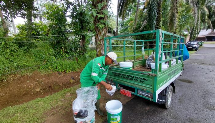 DLH Padang Rekrut 60 Penggerak Pilah, Bertugas 100 Hari Pantau Pemilahan Sampah Warga