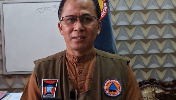 BPBD Padang Imbau Nelayan Tunda Melaut, Gelombang Berpotensi Capai 2,5 Meter