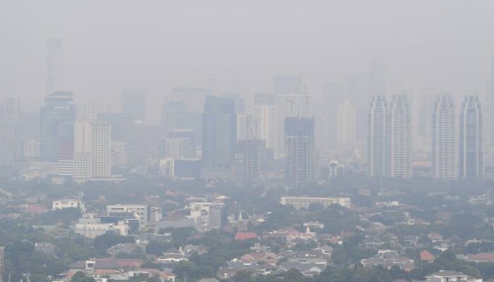 Jakarta Diselimuti Polusi, Masuk 5 Besar Kota dengan Udara Terburuk di Dunia